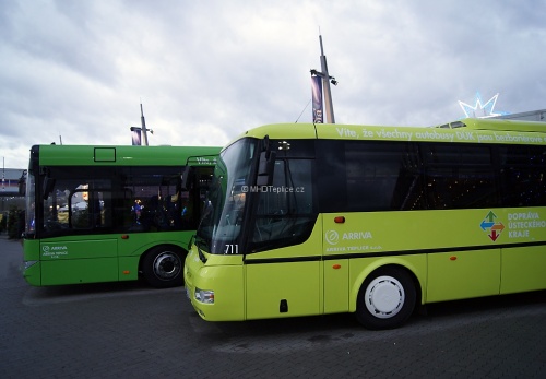 Informační akce a představení nových autobusů DÚK - OC Olympia 11. prosince 2014 - SOR CN 12.3(#711) a Solaris Urbino 15.  